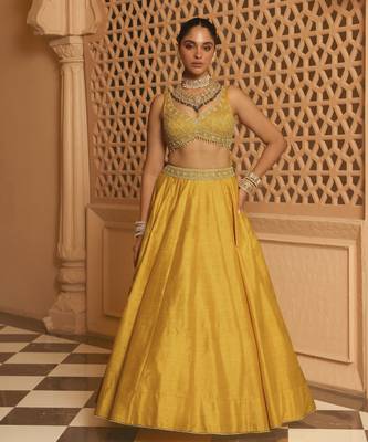 Mazhum - Mustard Lehenga with Blouse and Dupatta 5