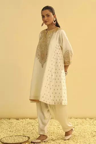 Arisana - daisy ivory short kalidaar chauga with salwar