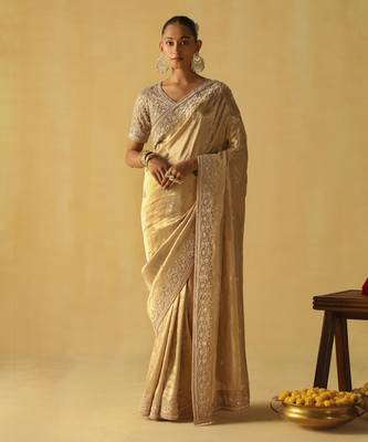 Saraa - gold saree set 1