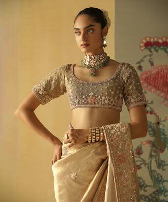Zeenat - gold saree set 3