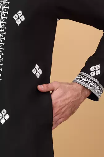 Men cotton silk ethnic motifs embroidered black kurta and trouser with stole