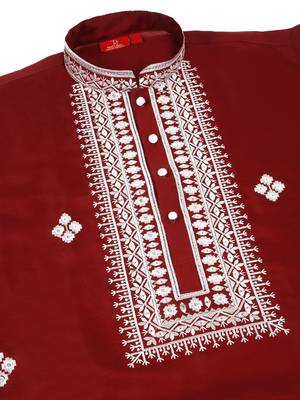 Men cotton silk ethnic motifs embroidered maroon kurta and trouser with stole 5