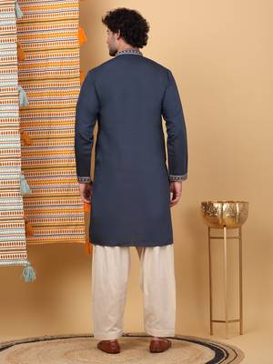Men linen ethnic motifs embroidered navy blue kurta with beige salwar 3