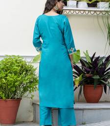 Women's silk blend embroidered kurta palazzo set with organza dupatta