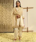 Kaarigari intezaar daisy ivory short kurta with salwar and dupatta set