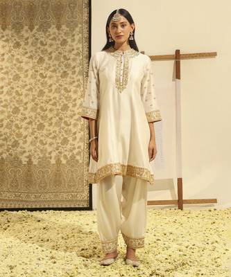Kaarigari intezaar daisy ivory short kurta with salwar and dupatta set 2