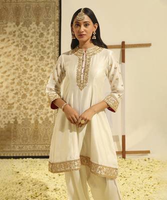 Kaarigari intezaar daisy ivory short kurta with salwar and dupatta set 4