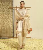 Kaarigari rajak daisy ivory short kurta with salwar and dupatta set
