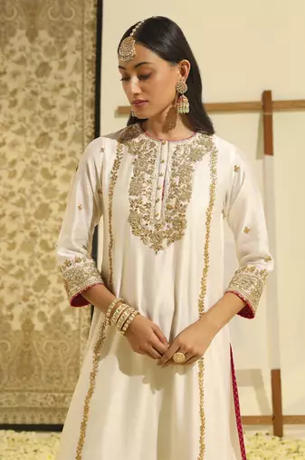 Kaarigari shiza daisy ivory long a-line kurta with palazzo and dupatta set