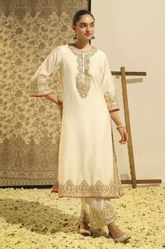 Kaarigari sahana daisy ivory long a-line kurta with palazzo and dupatta set