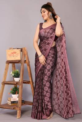 Maroon block print chiffon saree with unstiched blouse piece 2