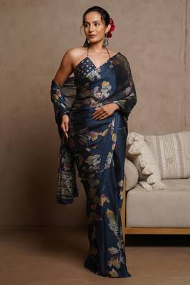 Navy blue floral print chiffon saree with unstiched blouse piece 2