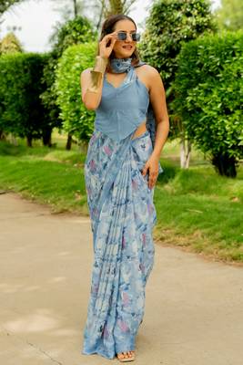Dusty blue floral print chiffon saree with unstiched blouse piece 2
