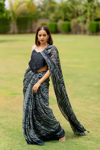 Dark mustard geometric print chiffon saree with unstiched blouse piece