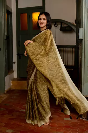 Dark mustard geometric print chiffon saree with unstiched blouse piece