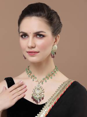 Peacock haar necklace 1