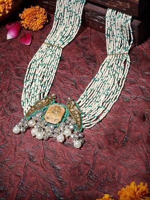 Basil haar necklace 2