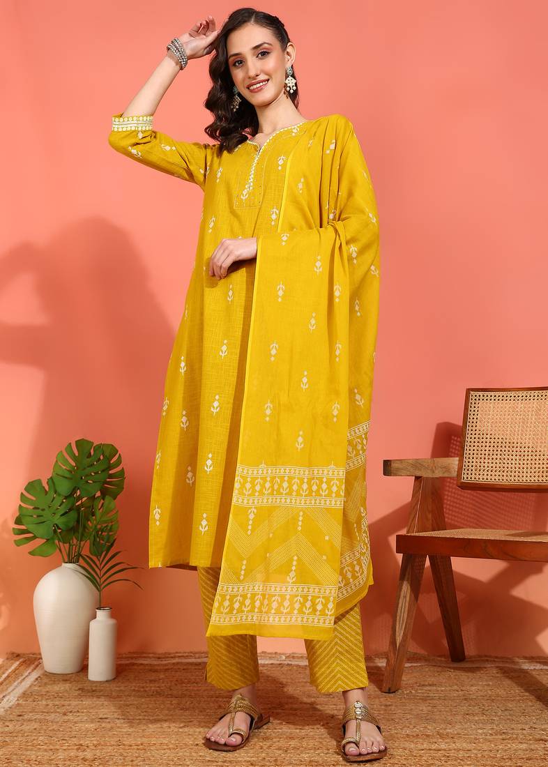women's mustard cotton slub ikat print straight kurta with pant & dupatta (mustard)