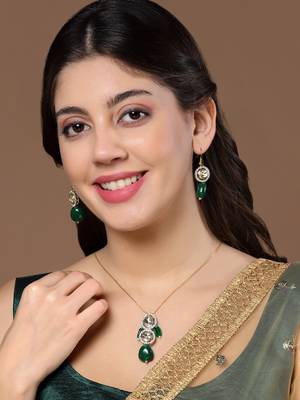 Pesto haar with earrings jewellery set 1