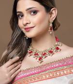 Roshni raunaq drop earring