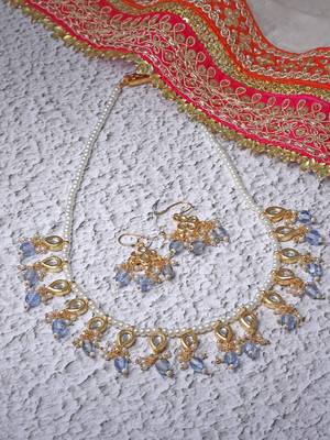 Neela daakoo haar with earrings jewellery set 2