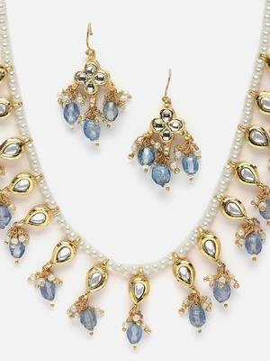 Neela daakoo haar with earrings jewellery set 4