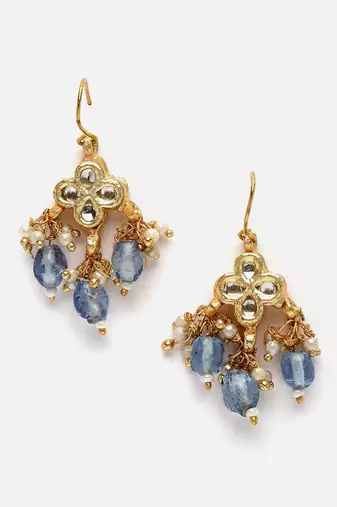 Neela daakoo haar with earrings jewellery set
