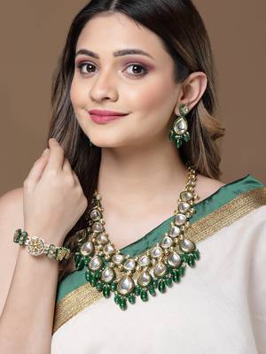 Verdant drop earring 1