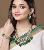 Verdant drop earring