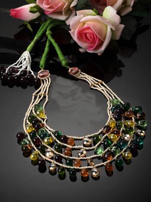 Tarragon string necklace 2