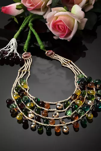 Tarragon string necklace