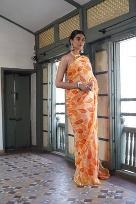 Light orange floral print chiffon saree with unstiched blouse piece 3