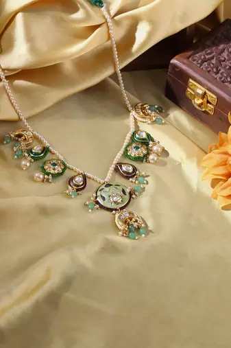 Pesto haar necklace