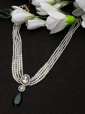 Spinach haar necklace 2