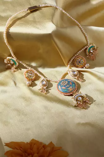 Azure gem haar necklace