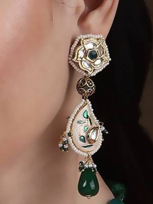 Tezabi drop earring 1