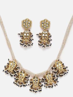 Spring necklace with earring jewellery set 4