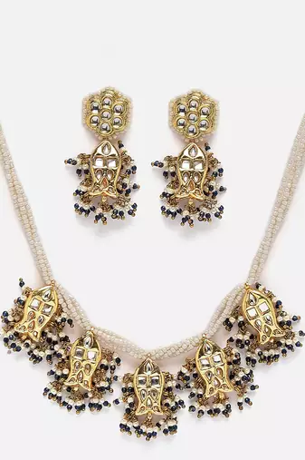 Spring necklace with earring jewellery set