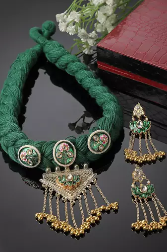 Thyme necklace with earring jewellery set