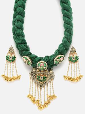 Thyme necklace with earring jewellery set 4