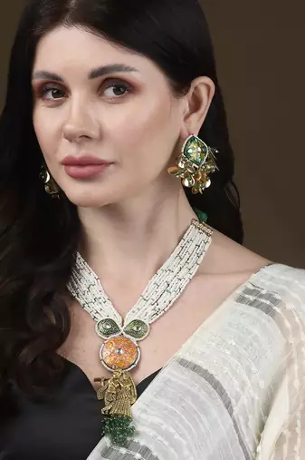 Shabnam haar necklace