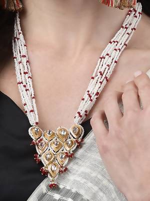 Kharbuza haar necklace 1