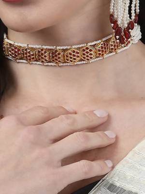 Zubaida haar necklace 1