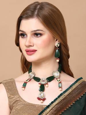Jade haar necklace 1