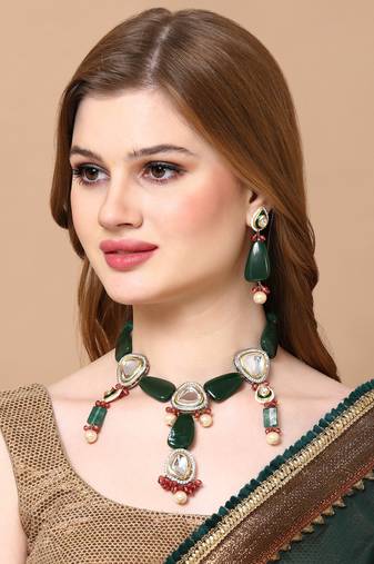 Jade haar necklace