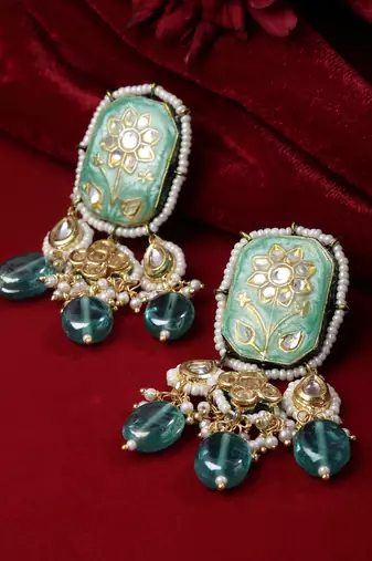 Neela phirki drop earring