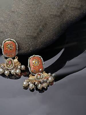 Vermilion drop earring 2