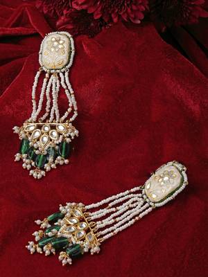 Beige drop earring 2