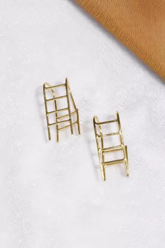 Surajmukhi drop earring