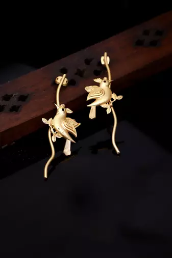 Dhani drop earring